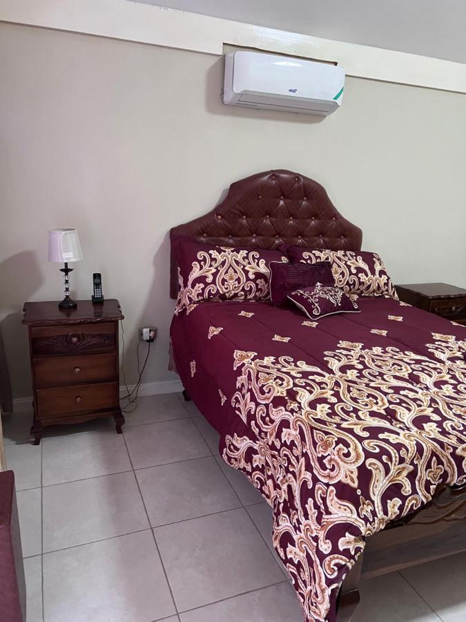 Comfort Rest Ocho Ríos Exterior foto